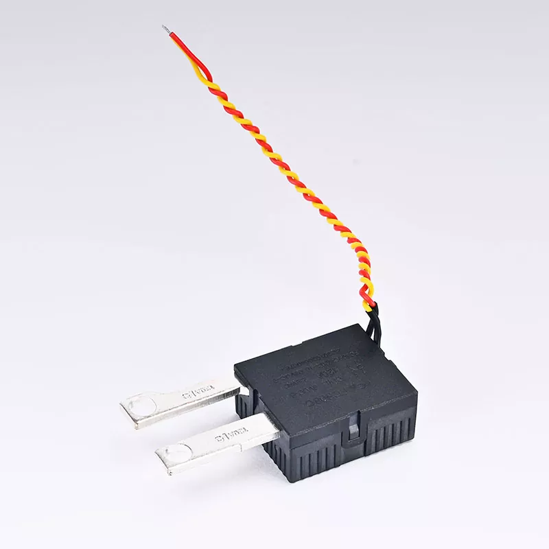 120A Трифазно реле за прицврстување на ѕид